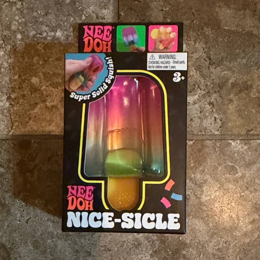 NeeDoh Lot. Squeezza, Comor Change (pink), Nice-Sicle, Glitter & Glow, Fuzz Ball